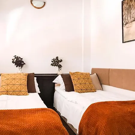 民宿 Pod Skocznia 卡尔帕奇